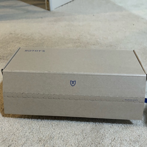 ROTHYS SHOES - Picture 3 of 3